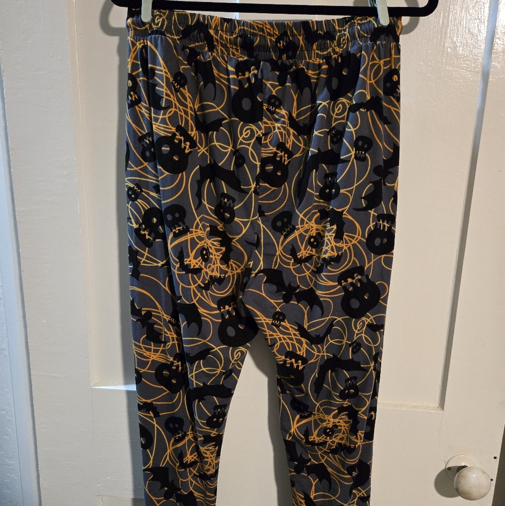 BAE CITY Gray & Black Joggers, Size 1X - Picture 2 of 6